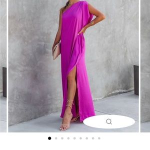 The Gala Affair one shoulder dress from Vici Collection in Large in the bag.